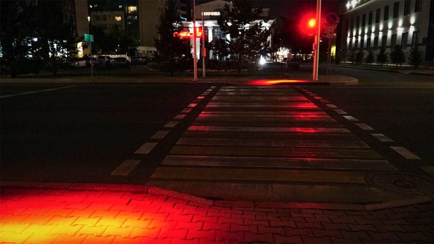 Светофоры с проекцией на асфальт появились в столице