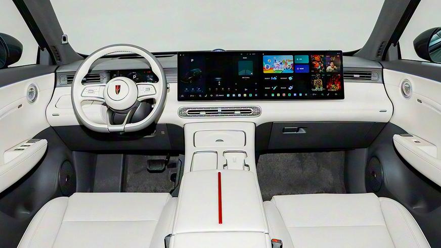 В Китае назвали цены на рекордный гибрид Hongqi