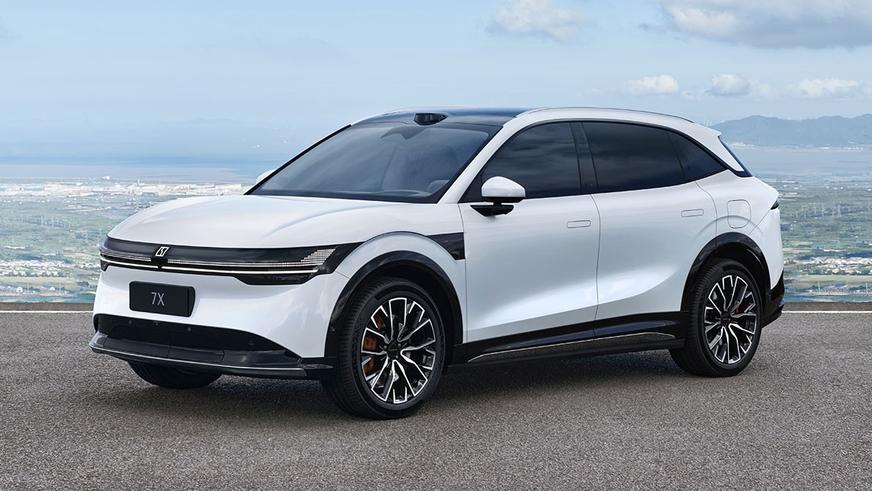 Представлен семейный электрокроссовер Zeekr 7X