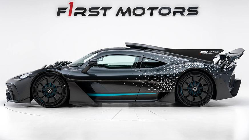 В Дубае выставили на продажу редчайший Mercedes-AMG One
