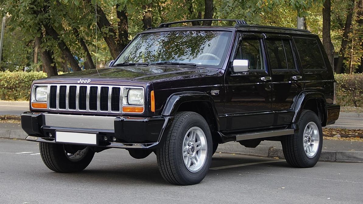 Найдено на Kolesa.kz: классический Jeep Cherokee за 6 млн тенге