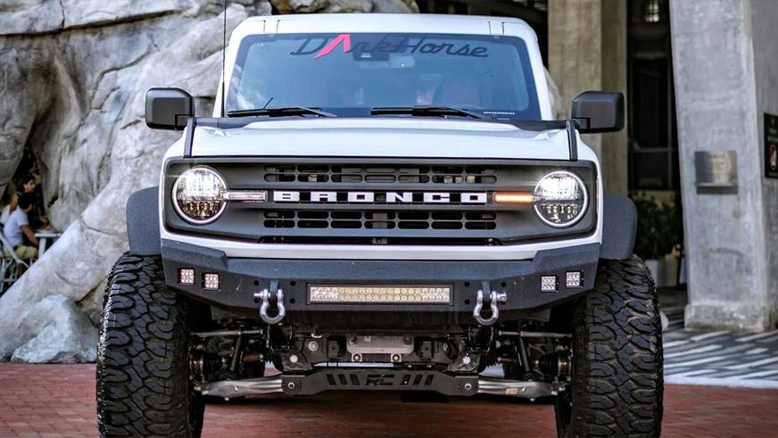 У Ford Bronco появилась шестиколёсная версия