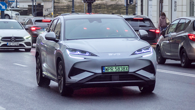 В Польше ограничат передвижение электромобилей из КНР