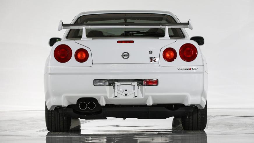 Nissan Skyline GT-R V-Spec II Nur – настоящая капсула времени