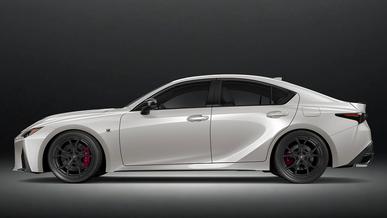 Анонсирована финальная версия седана Lexus IS