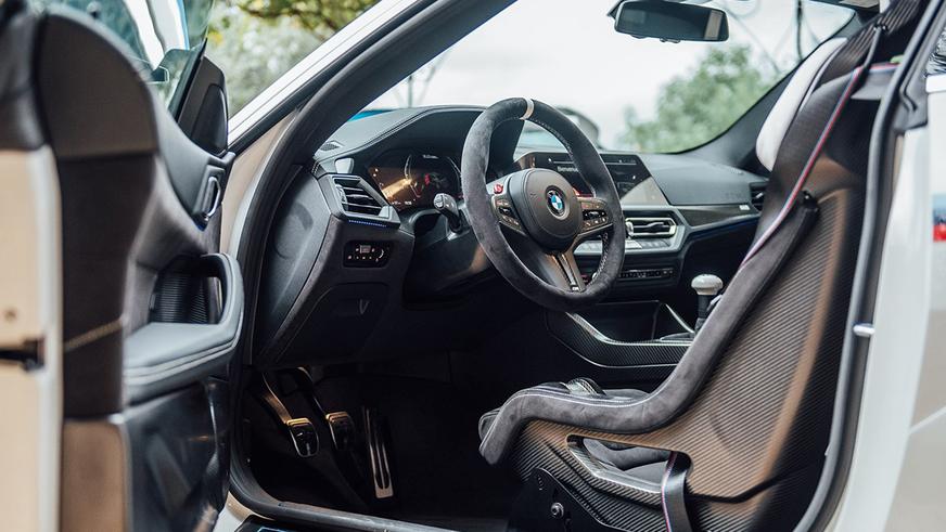 Редчайшее суперкупе BMW 3.0 CSL ищет нового хозяина