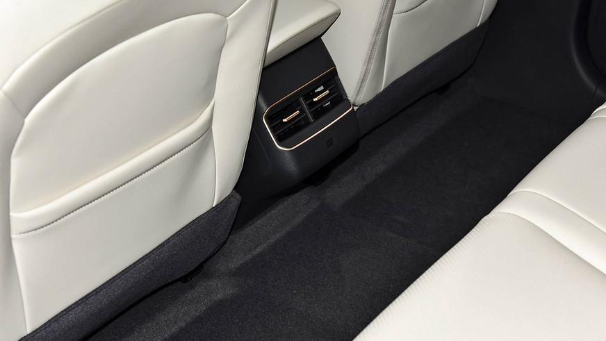 Новый гибридный седан Nissan&nbsp;N6 оказался в&nbsp;КНР неожиданно доступным