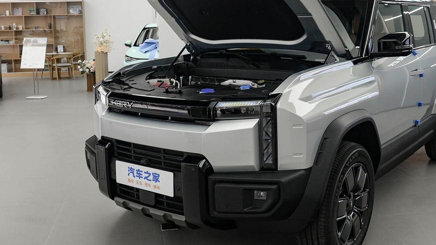 Chery выпустила гибридный кроссовер с брутальной внешностью