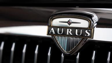 «Газпром» стал владельцем Aurus