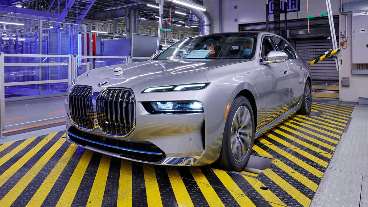 Выпущена 2-миллионная BMW 7-й серии