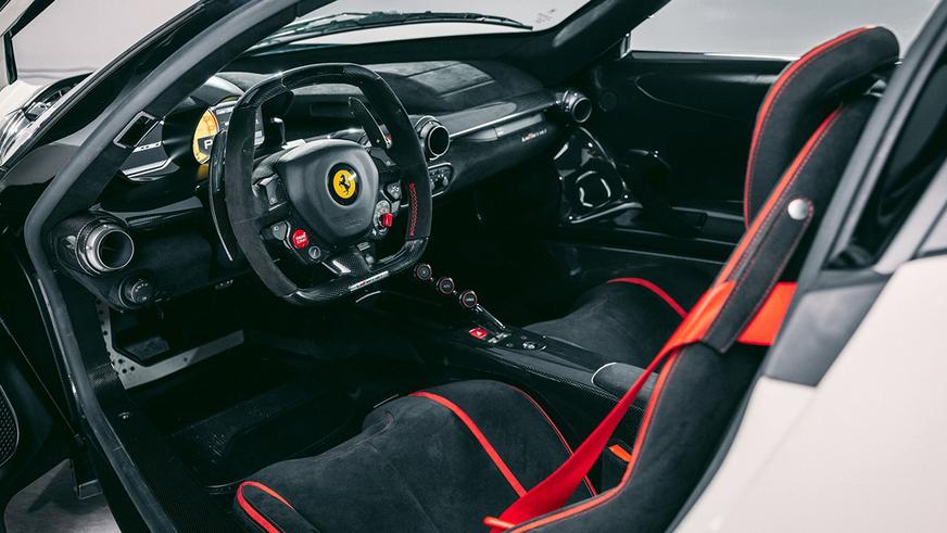 Редкий Ferrari без пробега оценили почти в 5 миллионов евро