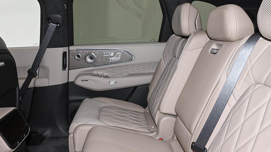 Zeekr показала интерьер гибрида 8X