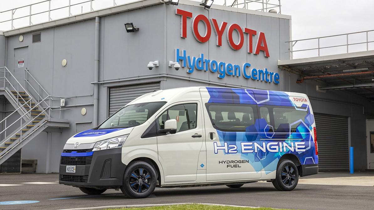 Toyota построила водородный HiAce с мотором от LC 300