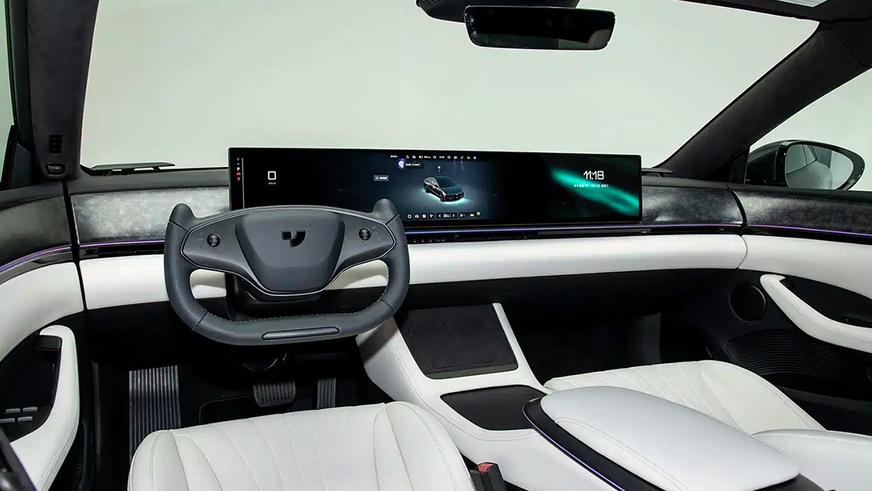 Қытай билігі штурвалы бар көліктерге тыйым салады