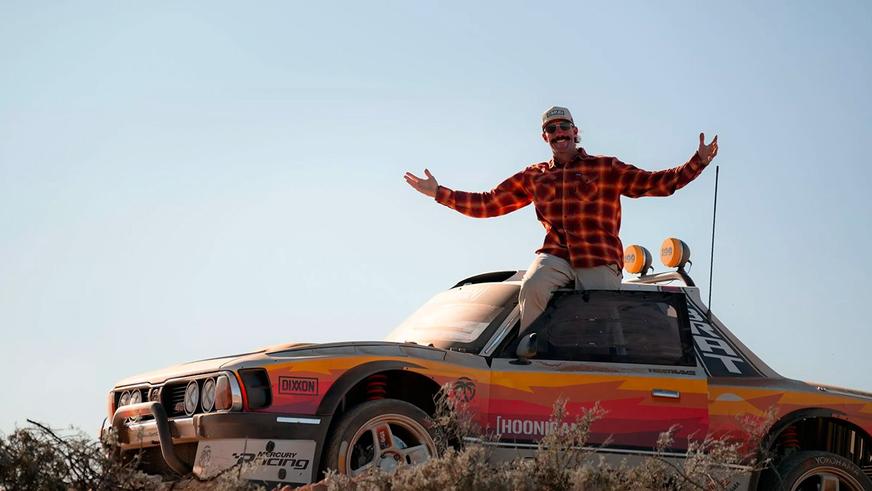 “Джимхана” по-австралийски: 670-сильный Subaru Brat и Трэвис под слоем пыли