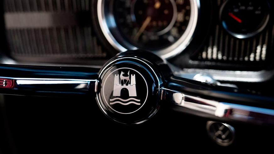 Лимузин VW Beetle по прозвищу Rollswagen пустят с молотка