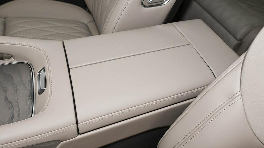 Zeekr показала интерьер гибрида 8X