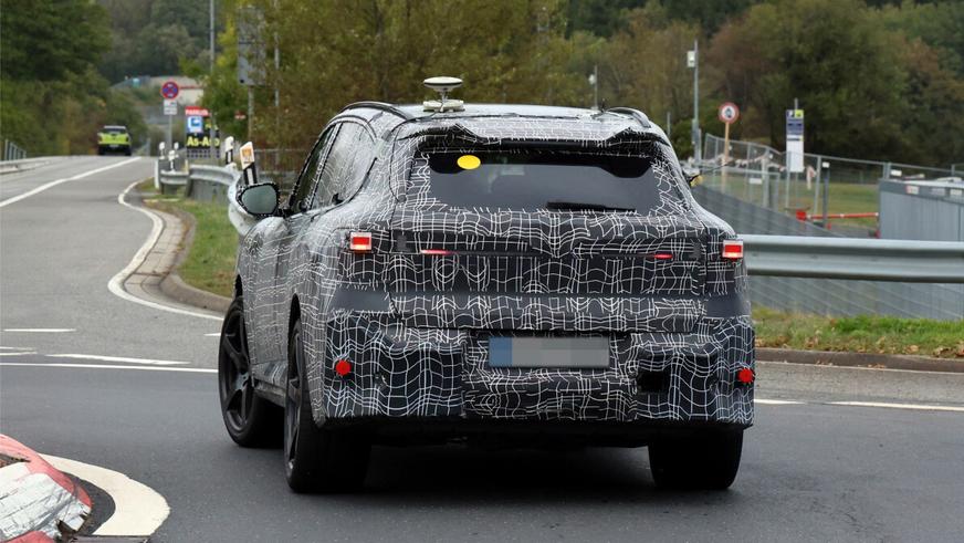Жаңа BMW X5&nbsp;M жолда көзге түсті