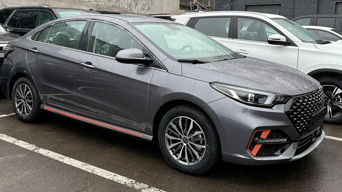 Линейку Omoda в России пополнит седан