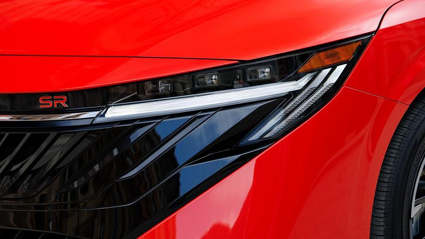 Седан Nissan Sentra сменил поколение