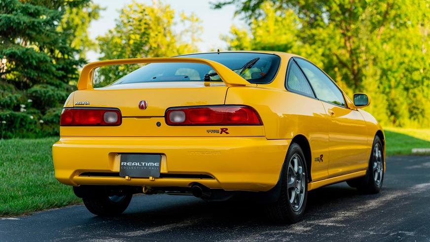 В США за 25-летнюю Acura заплатили 204 000 долларов