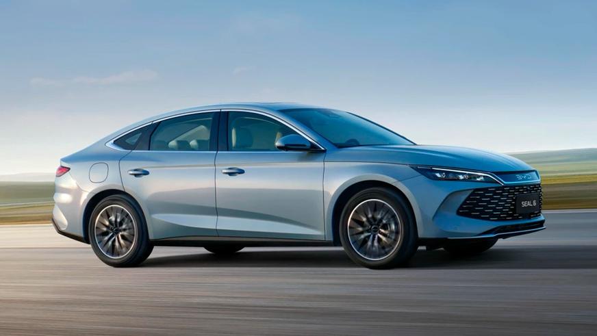BYD выводит на рынок РК сразу три новых гибрида: сколько они стоят?