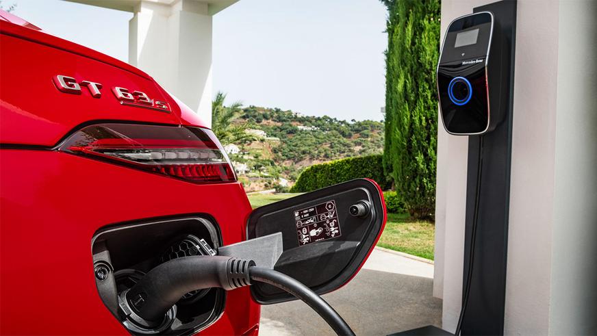 Mercedes AMG-GT 63 S стал мощнее за счёт электромотора на задней оси