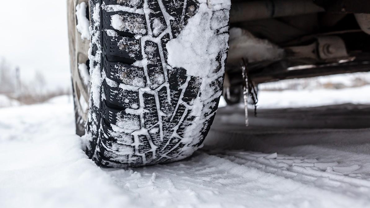 Гололедица ожидается на дорогах северных регионов Казахстана. Пора переобуваться