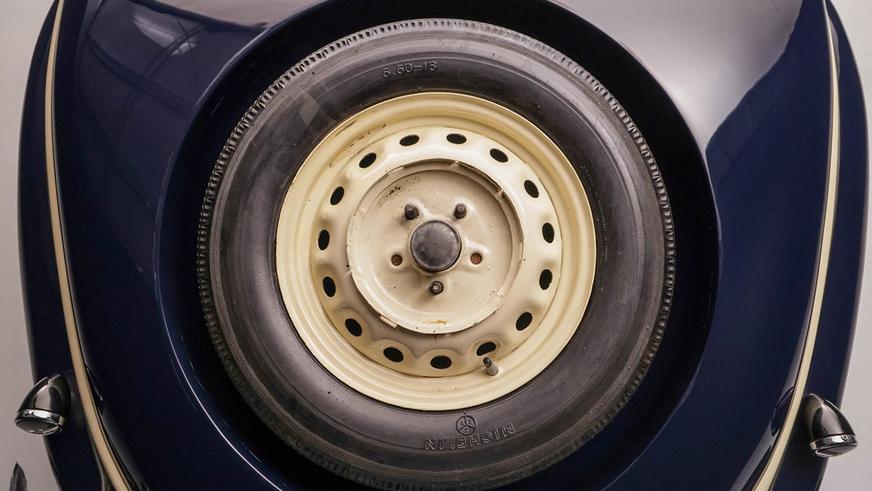 Редкий EMW 327 пустят с молотка в США