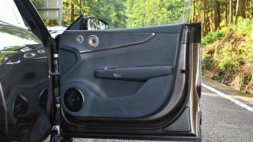 Обновлённый Zeekr 001 почти не подорожал в Китае