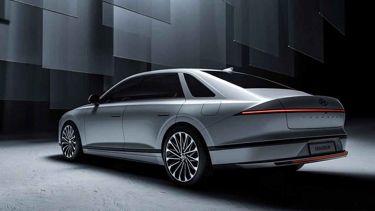 Hyundai презентовал новое поколение седана Grandeur