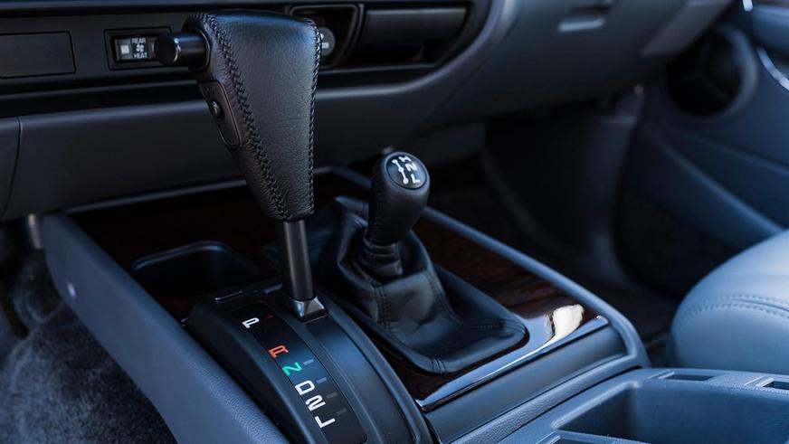 В США продают Toyota Land Cruiser 80 по цене «трёхсотки»