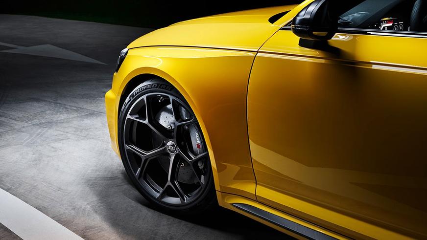 Юбилейная Audi RS 4 Avant стала самой мощной и быстрой