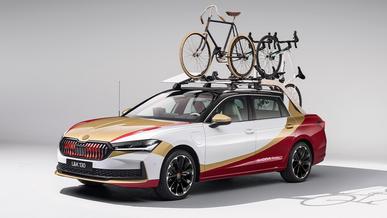 Škoda Superb превратили в пикап для велосипедистов