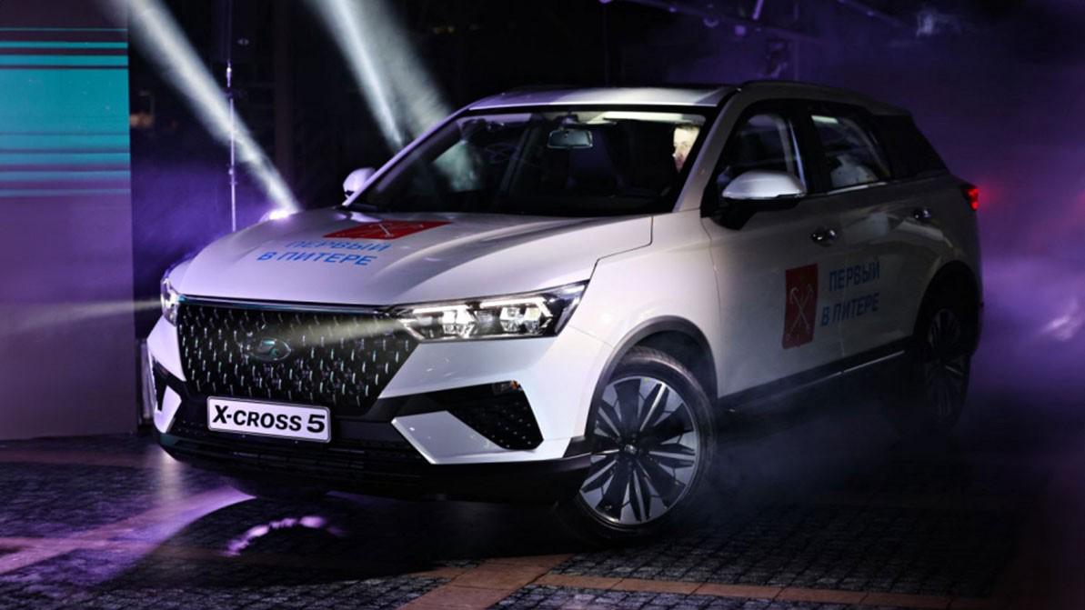 АВТОВАЗ запустил сборку Lada X-cross 5. Известна примерная цена