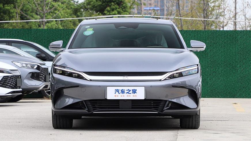 Представлено обновлённое семейство BYD Han: богаче и дешевле