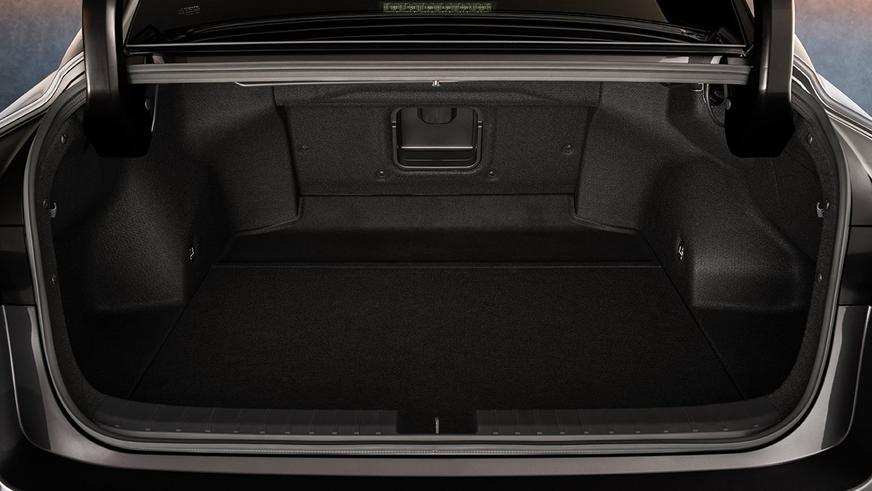 Новый Lexus ES для Европы. Фото и характеристики