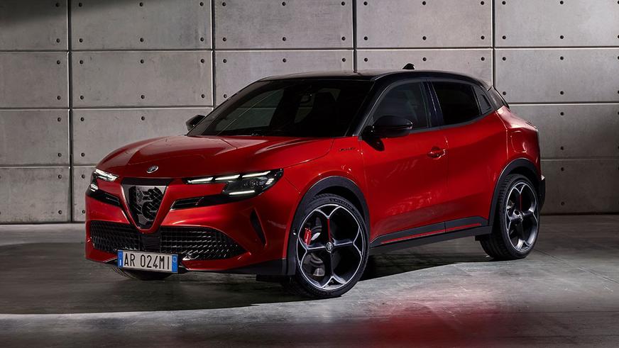 Alfa Romeo показала свой первый электрокар – паркетник Milano