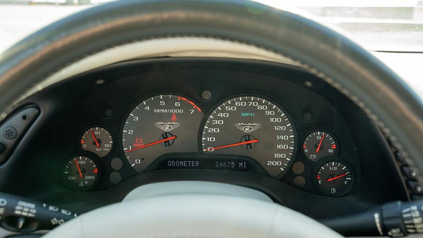 Редкий переодетый Corvette: с молотка пустят Callaway C12