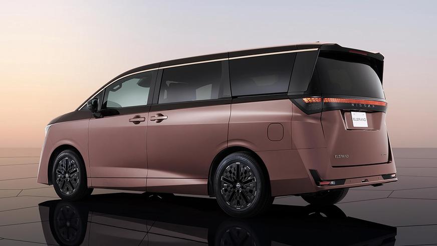 Представлен новый минивэн Nissan Elgrand