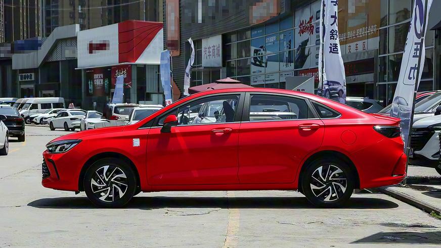 Седан BAIC U5 Plus пропишется в Казахстане