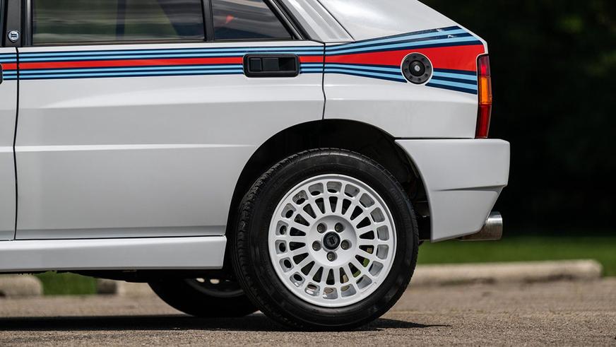 Практически новая Lancia Delta Integrale появилась на торгах