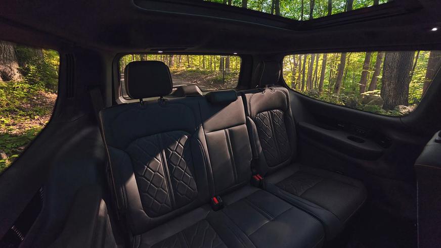 Jeep Grand Wagoneer обновился