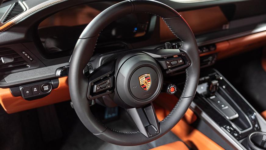 Обновлённый Porsche 911 прибыл в Казахстан