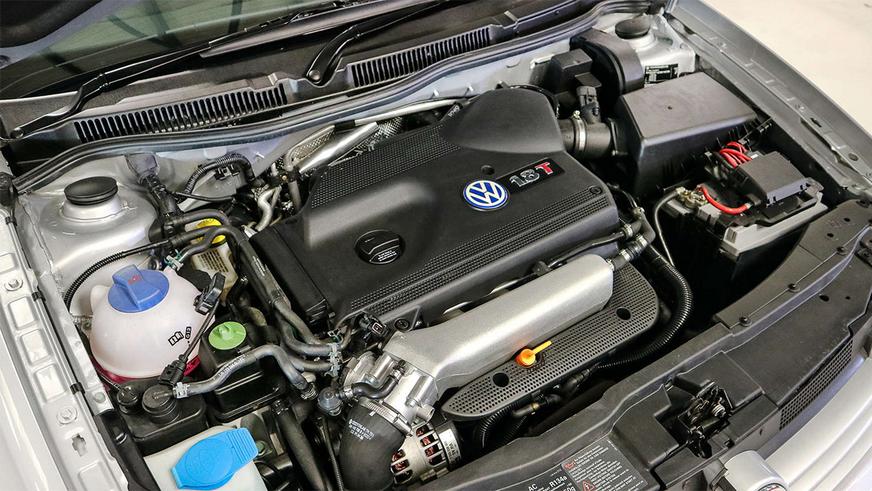 В Англии выставили на продажу VW Golf IV «в масле»