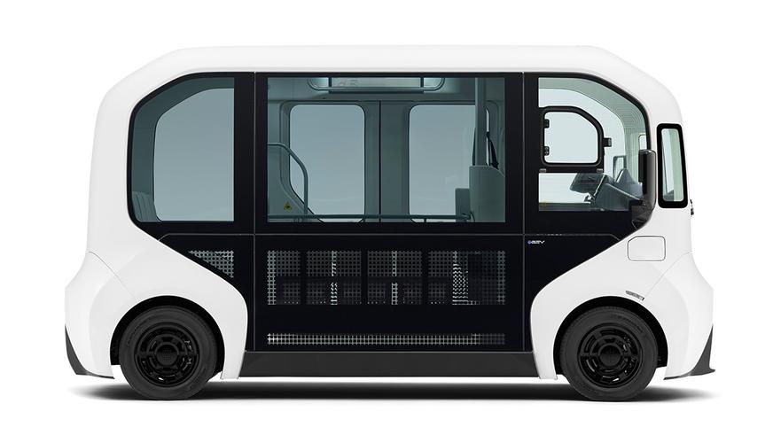 Одной из самых дорогих Toyota в Японии стала футуристичная маршрутка