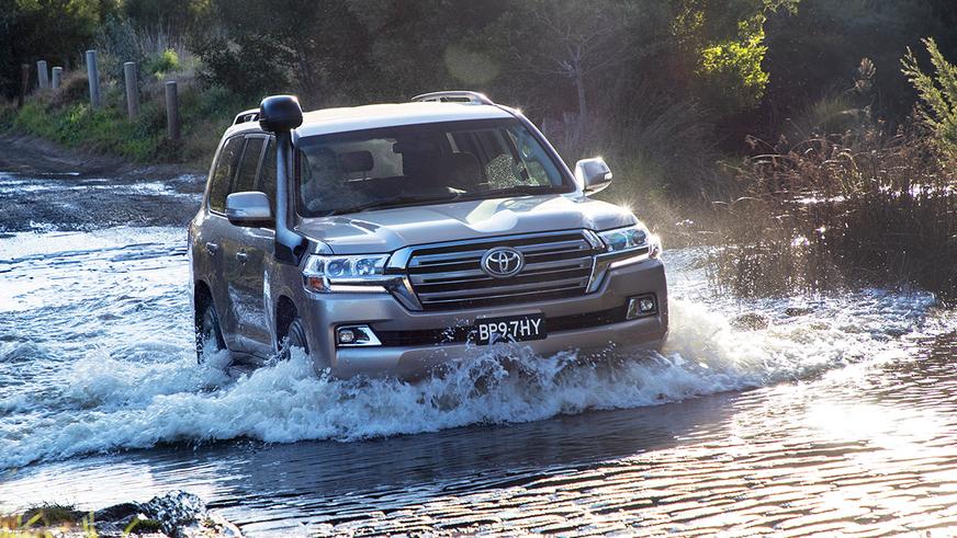 Производство Toyota Land Cruiser 200 свернут уже весной?