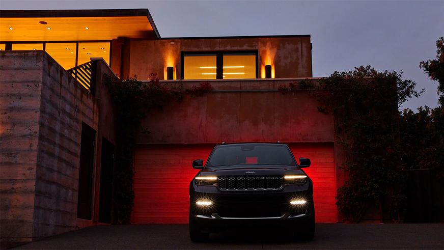 Новый Jeep Grand Cherokee: длинный и большой