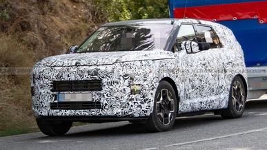 Новый Kia Sportage начал сбрасывать камуфляж