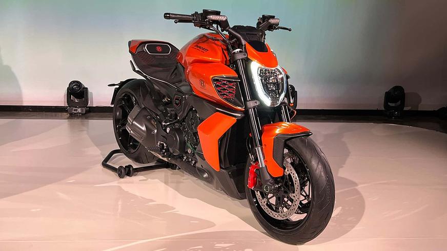 Лимитированную версию Ducati Diavel посвятили Bentley